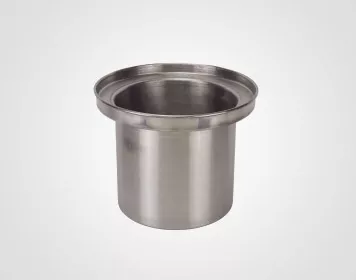 尾撑类